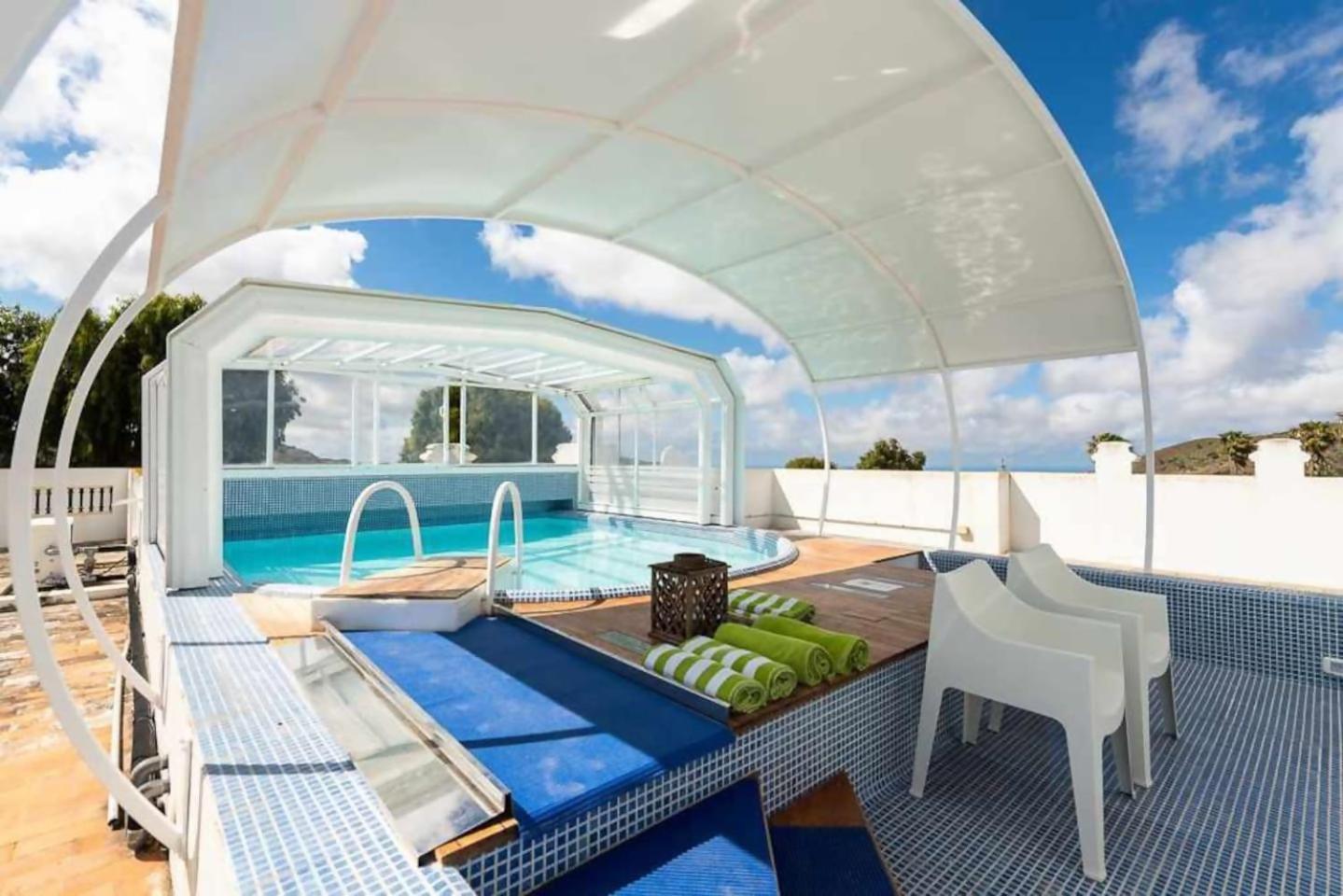 Amplia Villa De Lujo Con Piscina Climatizada Λας Πάλμας ντε Γκραν Κανάρια Εξωτερικό φωτογραφία